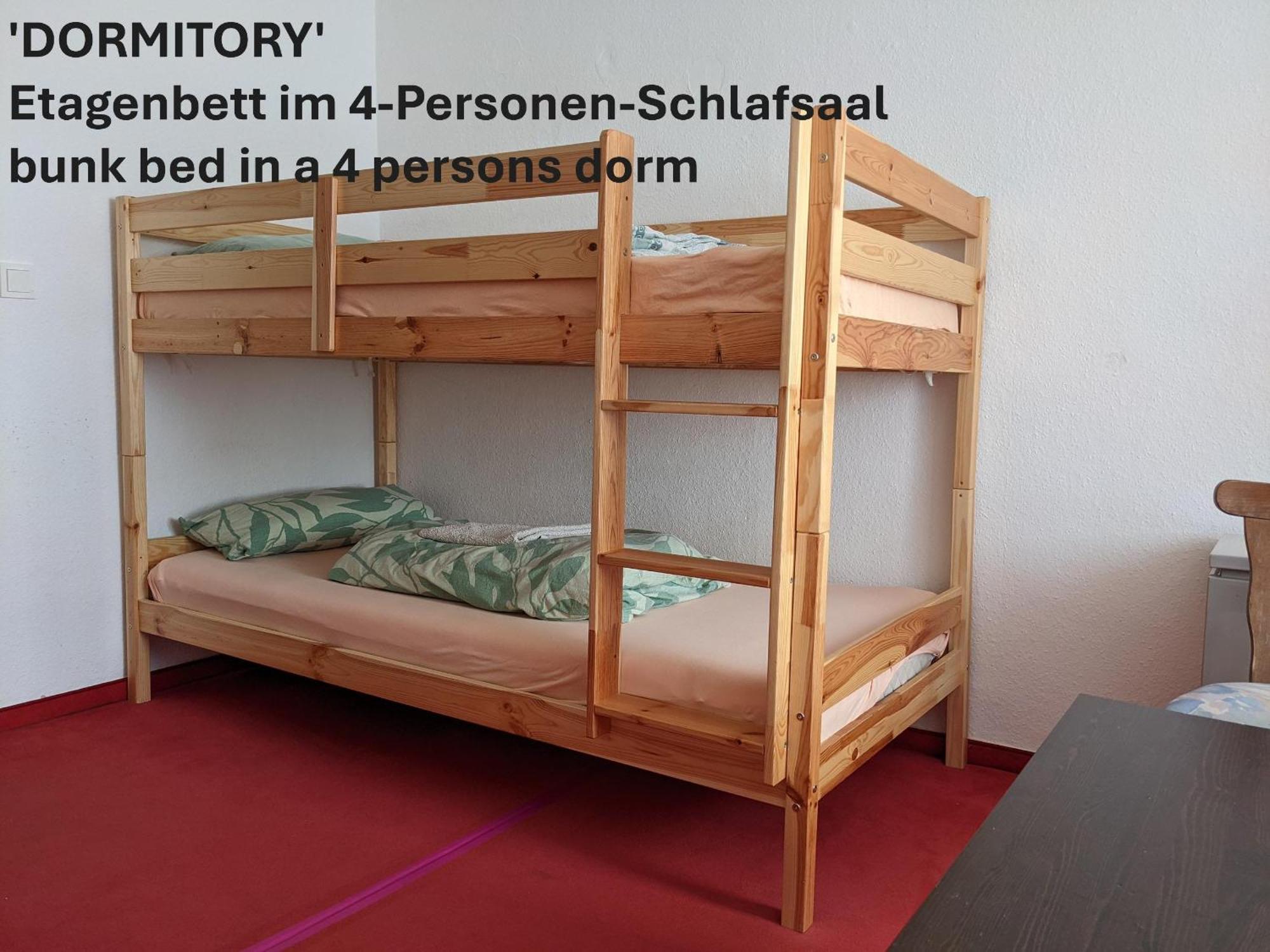 טראבן-טרארבאך Monkey Factory - Mini Home-Stay Hostel מראה חיצוני תמונה